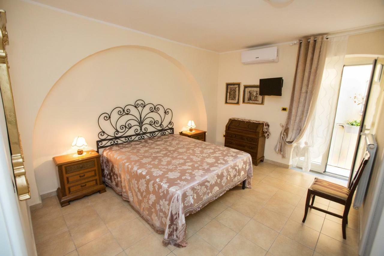 Antica Dimora B&B Canosa Canosa di Puglia Exterior foto